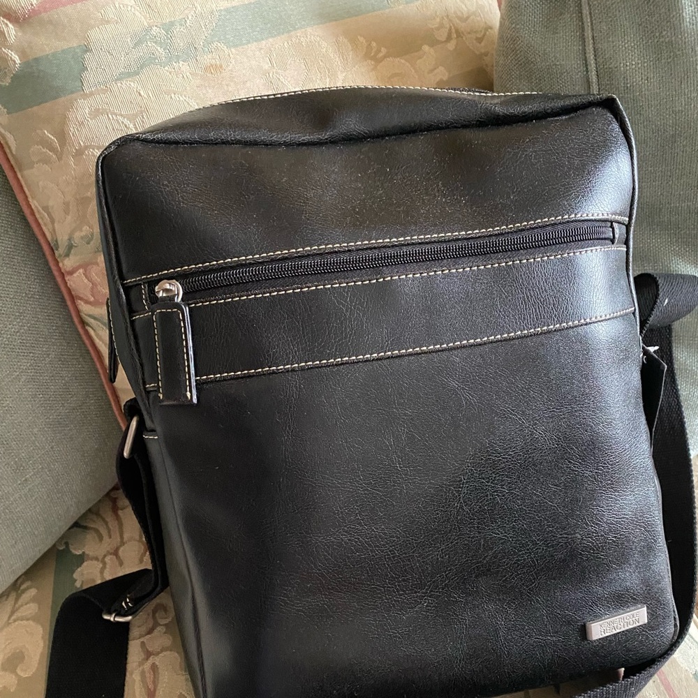 Kenneth Cole Reaction, Men Bag